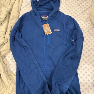Patagonia Vibrant Blue Pullover Hoodie